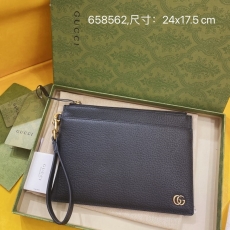 Gucci Clutch Bags